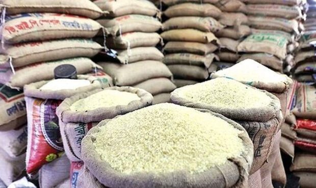 فرمانده انتظامی ایلام از کشف ۶ تن برنج خارج از شبکه توزیع در ایلام خبر داد