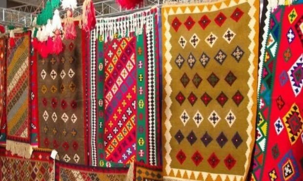 مدیرکل امور عشایری از ایجاد نمایشگاه دائمی مرزی صنایع دستی در ایلام خبر داد