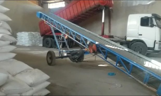 مدیر شرکت خدمات حمایتی کشاورزی از افزایش ۵۰ درصدی توزیع کود در مهرماه سال جاری ایلام خبر داد مدیر شرکت خدمات حمایتی کشاورزی از افزایش ۵۰ درصدی توزیع کود در مهرماه سال جاری ایلام خبر داد