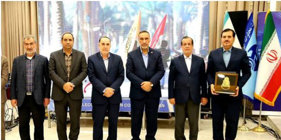 تجلیل از مدیر مخابرات منطقه ایلام در نشست هم اندیشی فعالان عرصه ارتباطات