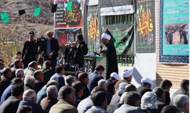 با حضور امام جمعه ایلام؛ همایش پیاده روی فاطمیون در بخش سراب میمه برگزار شد با حضور امام جمعه ایلام؛ همایش پیاده روی فاطمیون در بخش سراب میمه برگزار شد