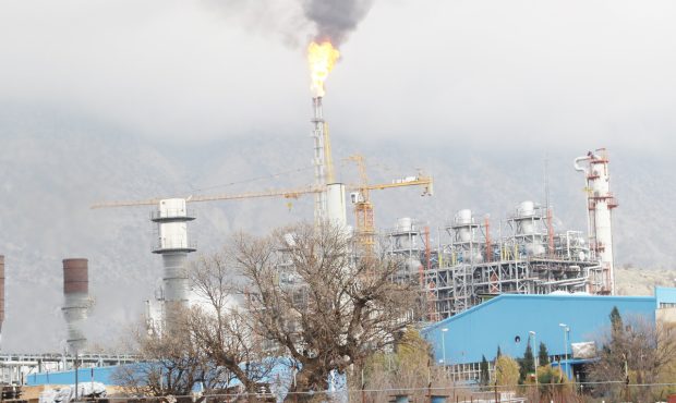 سه شهرستان ایلام، چوار و ایوان تحت تاثیر آلودگی های زیست محیطی شرکت پتروشیمی قرار دارند سه شهرستان ایلام، چوار و ایوان تحت تاثیر آلودگی های زیست محیطی شرکت پتروشیمی قرار دارند