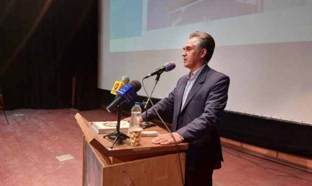 آهنگ پیشرفت توسعه راههای استان در مقایسه با سال های گذشته  کم نظیر است