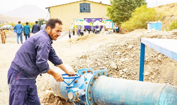 مدیرعامل شرکت آبفا استان ایلام: آبرسانی به ۴۰روستا استان ایلام با مشارکت خیّرین آبرسان در حال انجام است