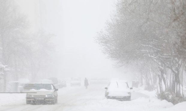 معاون توسعه و پیش بینی اداره کل هواشناسی ایلام خبر داد: سامانه بارشی همراه با برف در راه ایلام