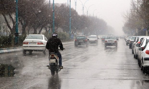 رئیس گروه پیش بینی هواشناسی استان خبر داد: سیستم بارشی عصر امروز از آسمان ایلام خارج می شود