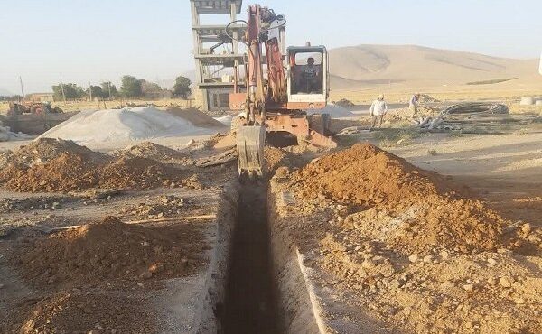 مدیرعامل آب و فاضلاب استان از افتتاح ۱۴ پروژه آبرسانی ایلام در دهه فجر خبر داد مدیرعامل آب و فاضلاب استان از افتتاح ۱۴ پروژه آبرسانی ایلام در دهه فجر خبر داد