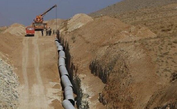 مدیرعامل آب و فاضلاب استان ایلام: هفت هزار متر توسعه و اصلاح خطوط انتقال و شبکه آبرسانی روستایی سیروان انجام شد