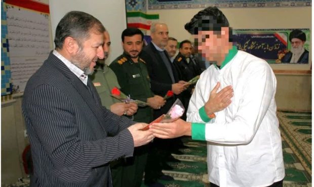 آزادی ۲۵ زندانی نیازمند مالی با حضور رییس‌کل دادگستری استان ایلام