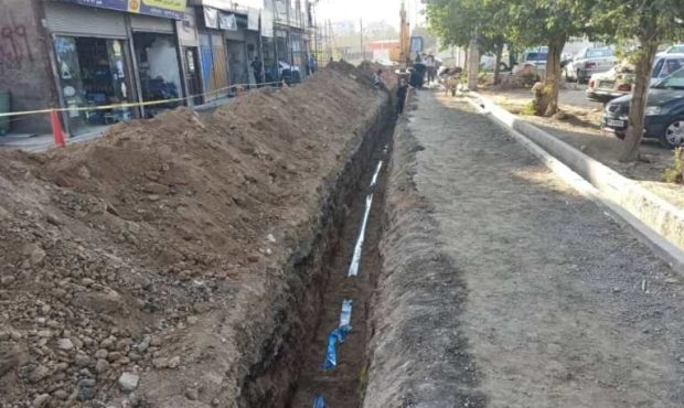 سرپرست شرکت آب و فاضلاب استان خبر داد: آغاز طرح توسعه شبکه جمع‌آوری فاضلاب ایوان با ۵۰۰ میلیارد ریال اعتبار