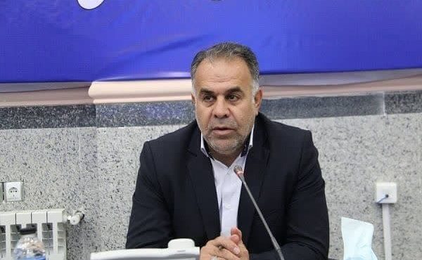 معاون استاندار ایلام تاکید کرد: همه شهرداران باید بطور شبانه روزی در ایام نوروز پای کار باشند