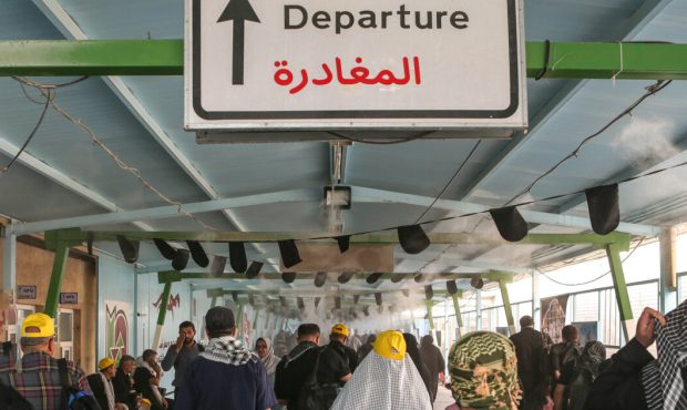 فرماندار مهران خبر داد: تردد بیش از ۴۰ هزار نفر از مرز مهران در ۲۴ ساعت گذشته فرماندار مهران خبر داد: تردد بیش از ۴۰ هزار نفر از مرز مهران در ۲۴ ساعت گذشته