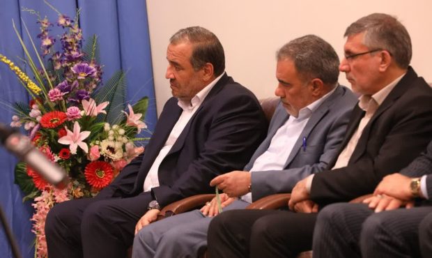 استاندار ایلام در دیدار با نماینده ولی‌فقیه در استان و امام ‌جمعه ایلام: مجموعه تیم مدیریتی استان با وحدت و هم‌دلی در مسیر تحقق شعار سال حرکت می‌کنیم