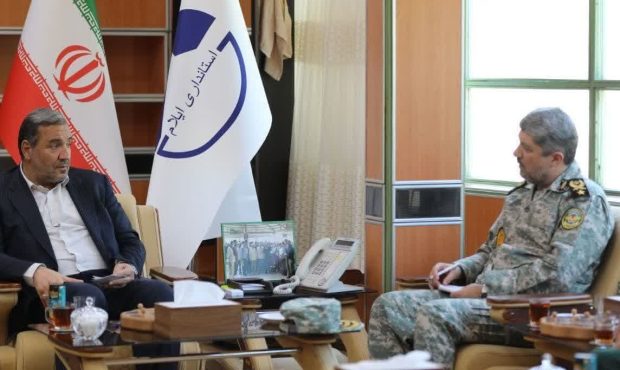 استاندار ایلام در دیدار با رئیس اداره عملیات ستاد کل نیرو‌های مسلح: زیرساخت و پشتیبانی برای استقرار بالگرد تامین می‌شود و امیدواریم این بالگرد در استان مستقر شود