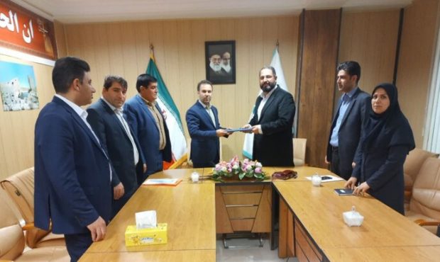 سرپرست شرکت شهرک‌های صنعتی ایلام خبر داد: اعطای تسهیلات به واحدهای تولیدی شهرکهای صنعتی ایلام از طریق بانک توسعه تعاون