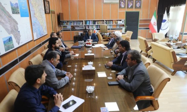 خلاصه ای از عملکرد دولت سیزدهم در حوزه بنیاد مسکن و حساب ۱۰۰ امام(ره) که در دیدار مدیرکل این حوزه با استاندار ایلام عنوان شد خلاصه ای از عملکرد دولت سیزدهم در حوزه بنیاد مسکن و حساب ۱۰۰ امام(ره) که در دیدار مدیرکل این حوزه با استاندار ایلام عنوان شد