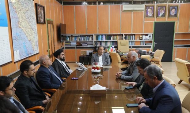 استاندار ایلام در دیدار سرپرست و معاونین دانشگاه علوم پزشکی: ارایه خدمات مستمر دانشگاه علوم پزشکی، رضایت‌مندی مردم را به دنبال دارد