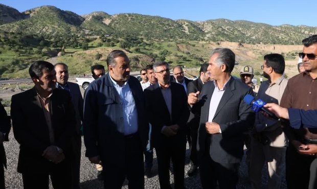 مدیرکل راه و شهرسازی استان ایلام خبر داد: عملیات راهسازی در قطعه رانشی کیلومتر ۱۱ بزرگراه ایلام- مهران شتاب می گیرد