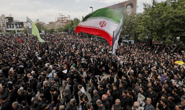 راه شهید جمهور و خدمت ادامه دارد؛ ملت ایران سختی‌ها را تبدیل به فرصت می‌کنند