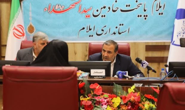 استاندار ایلام در دیدار چهره به چهره با اقشار مردم استان: رضایت‌مندی مردم، حضور در کنار آن‌ها و ملاقات بی‌واسطه از مصادیق مردم‌محوری دولت سیزدهم است