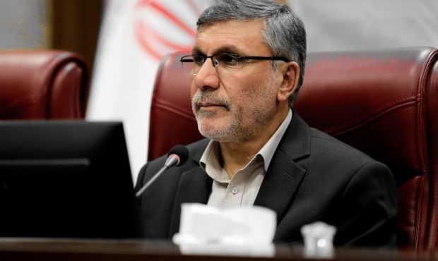 حضور در کنار مردم و رفع مشکلات، مسایل و مطالبات مردمی باید در اولویت کاری بخشداران باشد