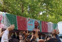 تشییع پیکر پاک شهید محمد شفیع فیضی زاده با حضور پرشور مردم ایلام تشییع پیکر پاک شهید محمد شفیع فیضی زاده با حضور پرشور مردم ایلام