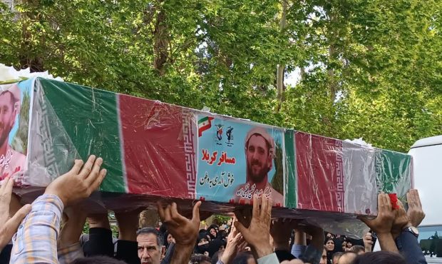 تشییع پیکر پاک شهید محمد شفیع فیضی زاده با حضور پرشور مردم ایلام