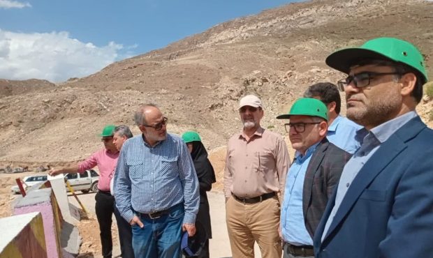 بازدید رئیس حوضه آبریز رودخانه کرخه و مرزی غرب از سد مخزنی میمه دهلران