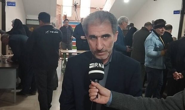 رئیس سازمان جهادکشاورزی استان ایلام خبر داد: ثبت بیشترین برداشت کلزای کشور در ایلام رئیس سازمان جهادکشاورزی استان ایلام خبر داد: ثبت بیشترین برداشت کلزای کشور در ایلام