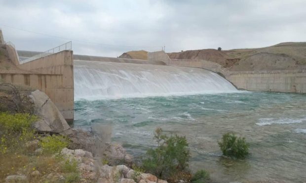 مدیرعامل شرکت آب منطقه ای ایلام خبر داد: سرریز شدن سد مخزنی دویرج