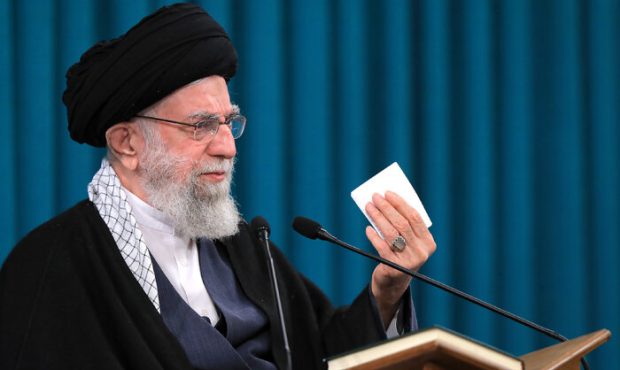 رهبر انقلاب: دلم برای رئیسی سوخت؛ حاضر نبودند یک کلام از او تمجید کنند/ رئیسی مظهر شعارهای انقلاب بود رهبر انقلاب: دلم برای رئیسی سوخت؛ حاضر نبودند یک کلام از او تمجید کنند/ رئیسی مظهر شعارهای انقلاب بود