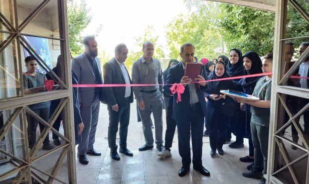 همزمان با چهارمین روز از هفته ی مهارت؛ نمایشگاه دستاوردهای مرکز خواهران ایلام افتتاح شد