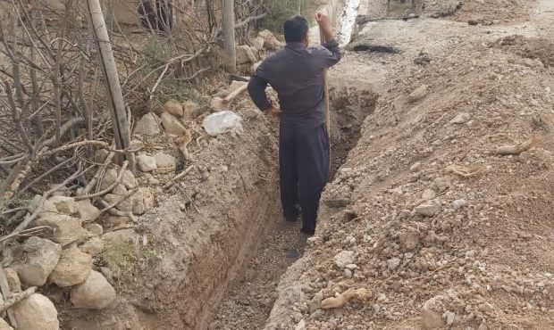 مدیرعامل آب و فاضلاب استان ایلام خبر داد: ۸ روستای ایوان از نعمت آب شرب سالم و پایدار بهره مند می شوند