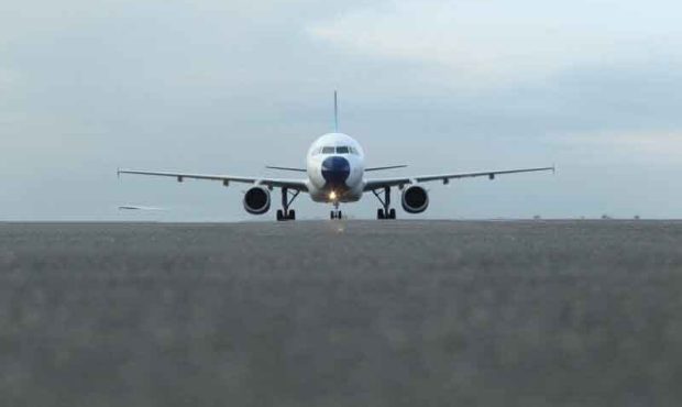 مدیر فرودگاه شهدای ایلام خبر داد: مجوز برقراری پرواز ایلام – نجف صادر شد مدیر فرودگاه شهدای ایلام خبر داد: مجوز برقراری پرواز ایلام – نجف صادر شد