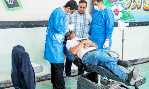 مدیر درمان سازمان تامین اجتماعی ایلام: ارائه خدمات درمانی به سه هزار و ۴۹۳ زائر اربعین در مرز مهران