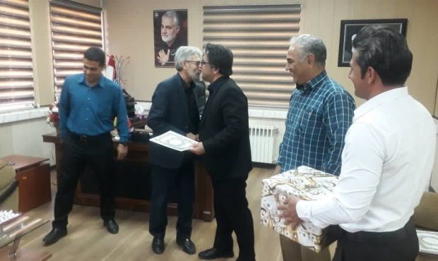 تقدیر فرماندار از یاوران اشتغال در سیروان/ بانک‌ها برای ایجاد اشتغال مددجویان نقش مؤثری دارند