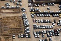 فرمانده انتظامی استان ایلام خبر داد: خودروهای رها شده در شهر مهران به پارکینگ منتقل می شوند