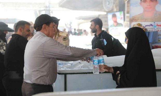 فرماندار مهران از خدمات‌رسانی در مرز مهران تا بازگشت کامل زوار خبر داد