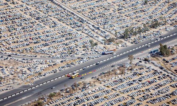 فرماندار مهران خبر داد: ظرفیت کافی برای پارک خودروهای شخصی زوار اربعین وجود دارد فرماندار مهران خبر داد: ظرفیت کافی برای پارک خودروهای شخصی زوار اربعین وجود دارد