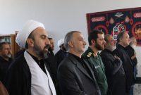 خادمی زائران اربعین حسینی مدال افتخاری بر گردن مردم مهران