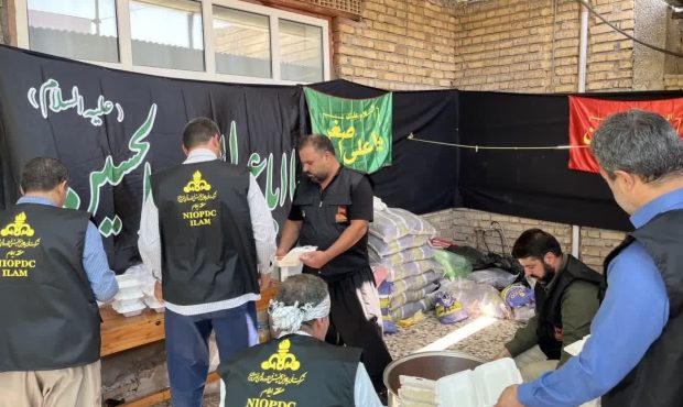 برپایی موکب کارکنان شرکت ملی پخش فرآورده های نفتی منطقه ایلام