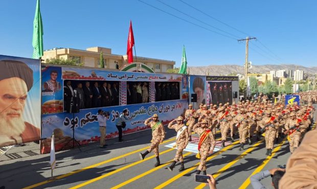 ایثار و مقاومت ملت ایران برای مظلومان و برای همه کسانی که می خواهند عدالت در جهان گسترش پیدا کند الگو است