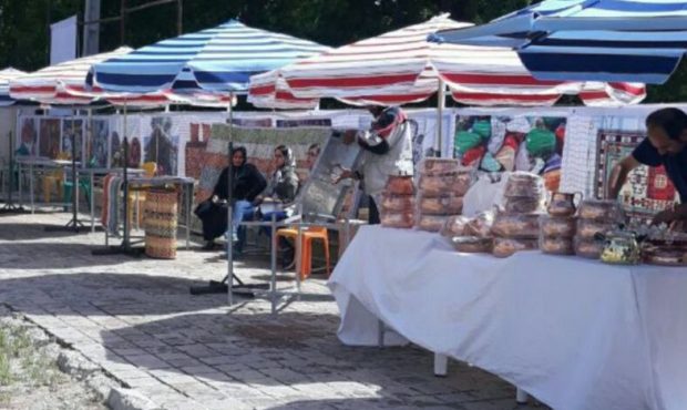 مدیرکل میراث فرهنگی، گردشگری و صنایع دستی ایلام خبر داد: اولین چهارشنبه بازار صنایعدستی در ایلام دایر میشود مدیرکل میراث فرهنگی، گردشگری و صنایع دستی ایلام خبر داد: اولین چهارشنبه بازار صنایعدستی در ایلام دایر میشود