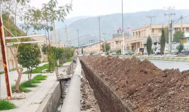 مدیرعامل شرکت آب و فاضلاب استان ایلام خبر داد: لوله‌گذاری طرح انتقال آب به دره‌شهر در آستانه بهره‌برداری