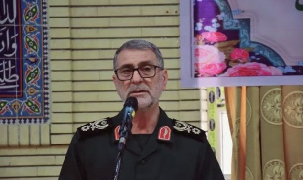 فرمانده سپاه امیرالمومنین (ع) در دیدار فرماندهان نظامی و انتظامی با امام جمعه ایلام: انتقال ارزش‌های دفاع مقدس به دانش‌آموزان و دانشجویان یک ضرورت است