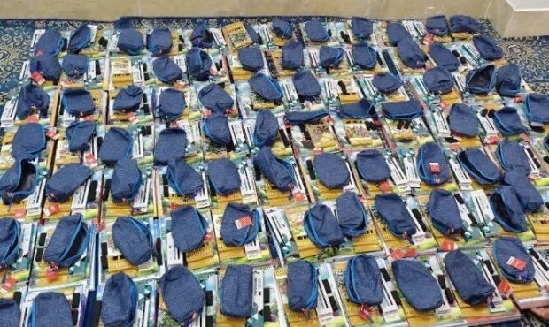 مدیرکل کمیته امداد استان ایلام خبر داد: ۸ هزار نفر از دانش آموزان ایلامی نوشت افزار رایگان دریافت می کنند