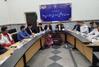 معاون استاندار ایلام تاکید کرد: صلاحیت سرویس مدارس برای جابجایی دانش‌آموزان باید تائید شود