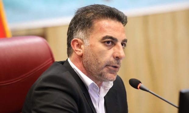 مدیرکل ورزش و جوانان ایلام از برگزاری بیش از ٣٠٠ برنامه متنوع ورزشی و فرهنگی در استان خبر داد مدیرکل ورزش و جوانان ایلام از برگزاری بیش از ٣٠٠ برنامه متنوع ورزشی و فرهنگی در استان خبر داد