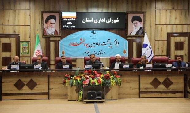 در کنار استاندار برای توسعه همه جانبه استان خواهیم بود/ توجه به اشتغال و بهبود معیشت مردم از مطالبات اصلی است