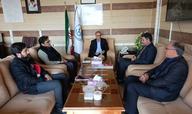 ناصری: بزرگترین پروژه ترسیم شده برای استان در برنامه هفتم توسعه احداث نیروگاه های خورشیدی است